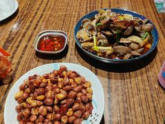 -蚝堡海鲜·威海菜·海肠捞饭·烧烤·亚洲吃蚝公司(幸福门店)