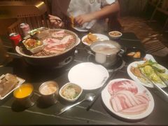-韩京炭火烤肉自助料理(柯桥万达店)