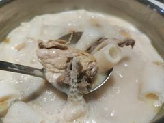 -煲王粤菜餐厅(中侨中心店)