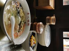 -长人馄饨铺(解放街店)