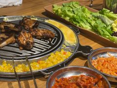 -青瓦炭韩潮烤肉(花园道店)
