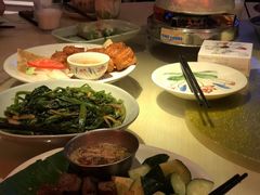 -大头虾越式风味餐厅(光明广场店)