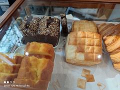 热乎乎的可颂-Au Cafe&Roastery(华侨城店)