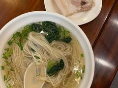 白汤大肉面-同得兴面馆.苏式面.三虾面(园区店)