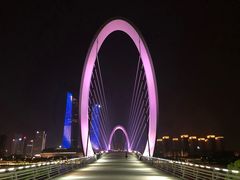 -南京眼步行桥