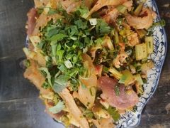 -乐山食古香跷脚牛肉