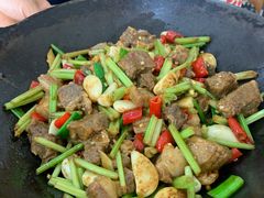 干锅牛腩-牛八宝桂林米粉(八里庄店)