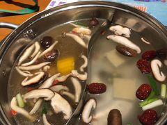 -呷哺呷哺 黄金牧场 (欢乐谷店)