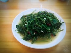 -乌镇那一年小院主题餐厅(甘泉西路店)