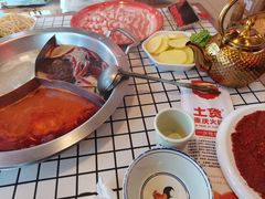 -山悦里 山野·鲜火锅(罗斯福广场店)