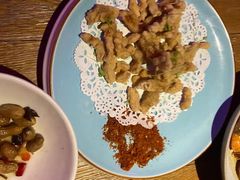 -爱啤精酿·民谣酒馆(滨江店)