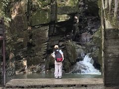 -藏龙百瀑风景区