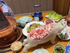 -额尔敦传统涮.冰煮羊火锅(乌兰察布体育场店)