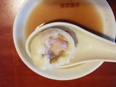 -佬钱湾仔(衣裳街店)