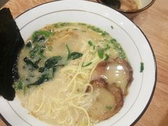万喜猪骨叉烧拉面-万喜拉面