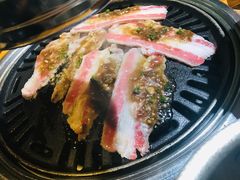 -唯成•韩国炭火烤肉 유성고기