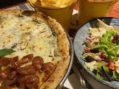 双拼披萨-Primo·丽莫意大利窑烤披萨