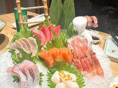 -花和海鲜自助(梅江店)