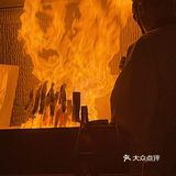 谁能拒绝这充满人间烟火气的深夜酒场🔥