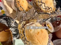 霸王酥皮叉烧包-避风塘(宝山万达店)