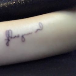 -V一刺青·纹身   穿孔    清洗