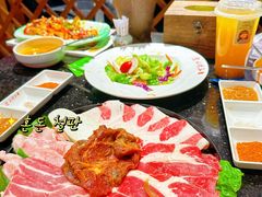 -木槿花韩式炭烤·熟成肉工坊(孙文东路店)