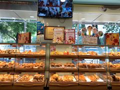 面包甜点陈列柜-新侨三宝乐面包店(崇文门店)