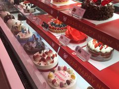 -巴黎贝甜(大宁国际商业广场店)