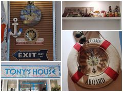 -Tony's House
