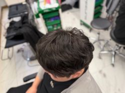 -镁连社·美联社