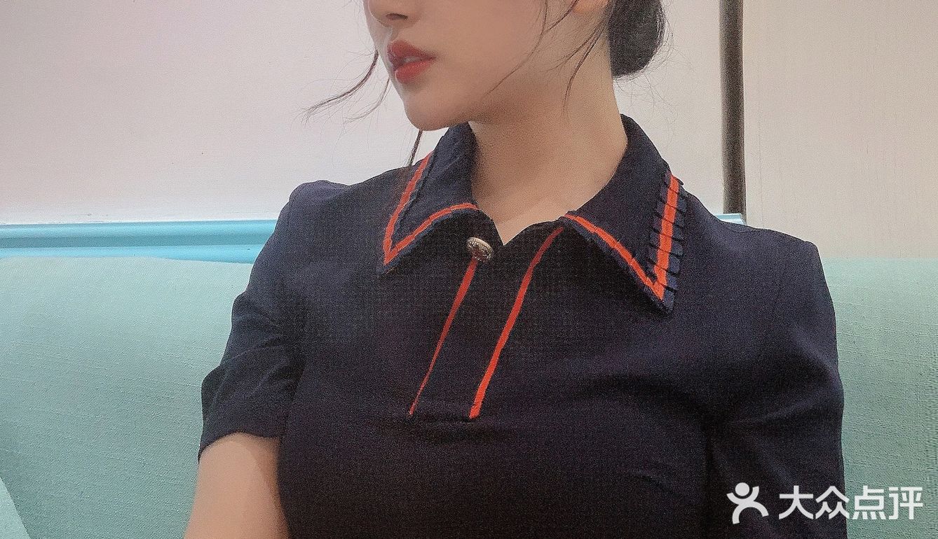 贵阳家常菜 | 可以俯瞰城中夜景的小雅