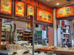 面包甜点陈列柜-禄源公·老莞诚饭店