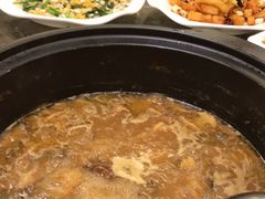 -菌海森林·非遗野生菌火锅(西山区滇池路摩根道店)