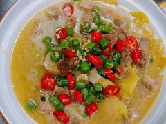 酸汤牛腩煲-绿茶餐厅(天津天河城店)