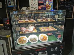 面包甜点陈列柜-盒马鲜生(岭南新世界店)