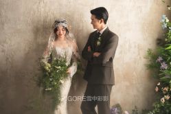 -雪中彩影婚纱摄影·微光艺术中心