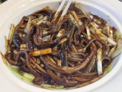 -魏铭鱼头捞饭(晋阳路店)