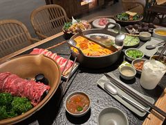 -三出山火锅(南京万象天地店)