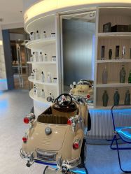 -PE SALON