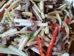 -邱金小炒·30 年盐帮江湖菜(自贡店)