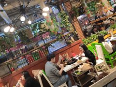 大堂-钢管厂歆瑞源油卤串串香(春熙路太古里店)