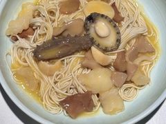 -裕兴记•蟹黄面馆(人民广场店)