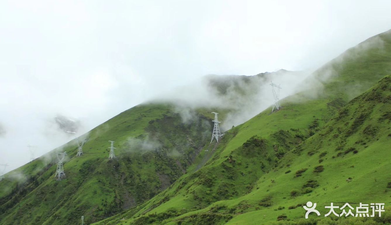 成都周边游[糖果]超级川西冷僻露营圣地[礼花]——鹧鸪山
