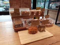 -方炉·天然食材面包店(青秀店)