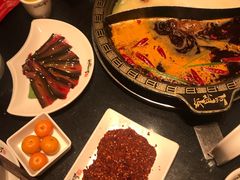 -纸盐河码头火锅(十八梯店)