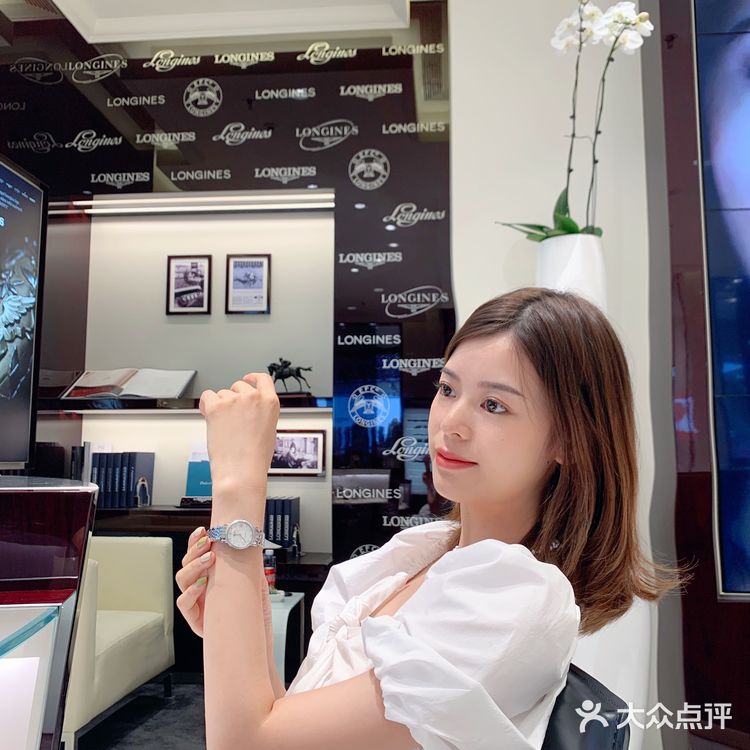 结婚纪念日礼物分享|浪琴博雅系列女表