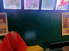 -荒岛实景沉浸密室(江汉路1店)