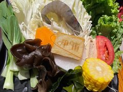 -呷哺呷哺 黄金牧场 (欢乐谷店)