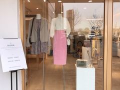 -nana showroom娜娜家服装店