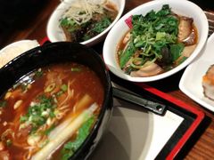 御品牛肉面-春水堂人文茶馆(站前店)